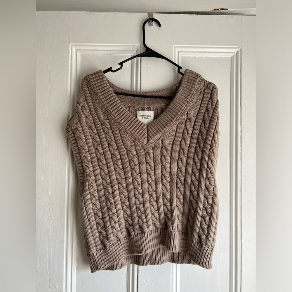 Abercrombie Sweater Vest